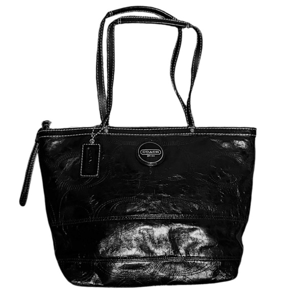 Coach Handbags - Coach leather tote bag, black, lightweight, monogram quilt 14”x9”